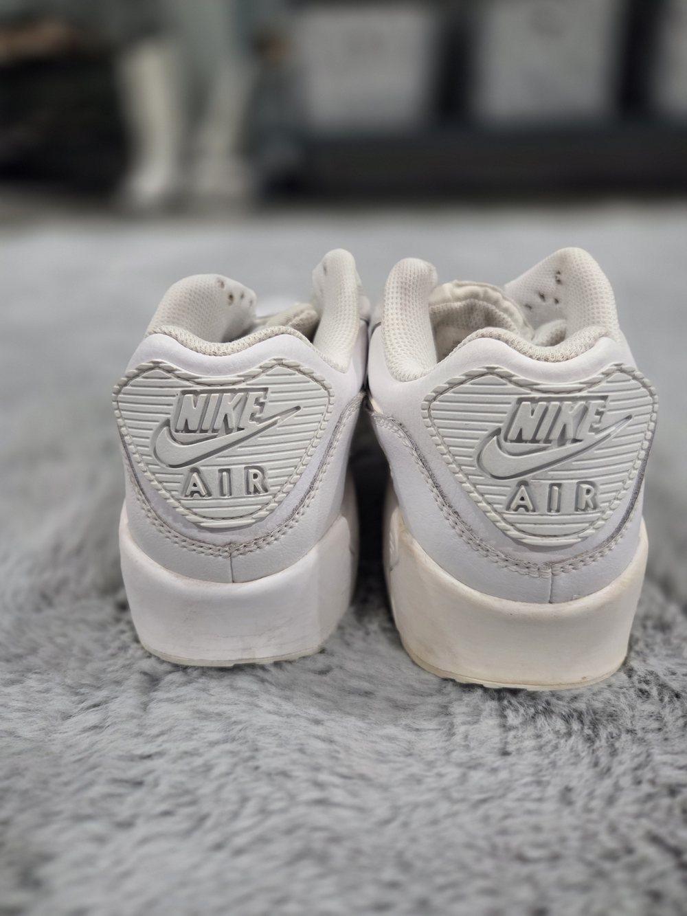 Nike Kids White Air Low-Top Sneakers